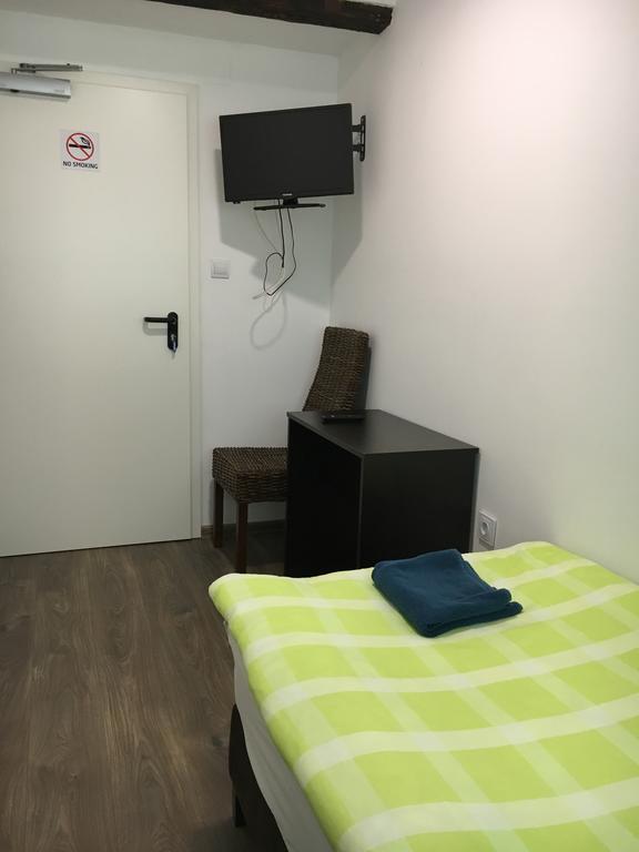Pension Haus Baron 2 Friedrichsfeld Edingen-Neckarhausen Luaran gambar