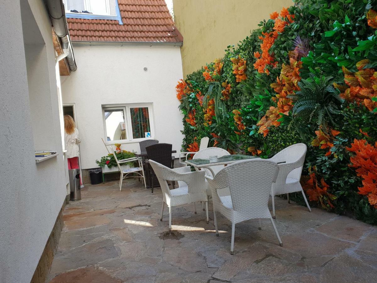Pension Haus Baron 2 Friedrichsfeld Edingen-Neckarhausen Luaran gambar
